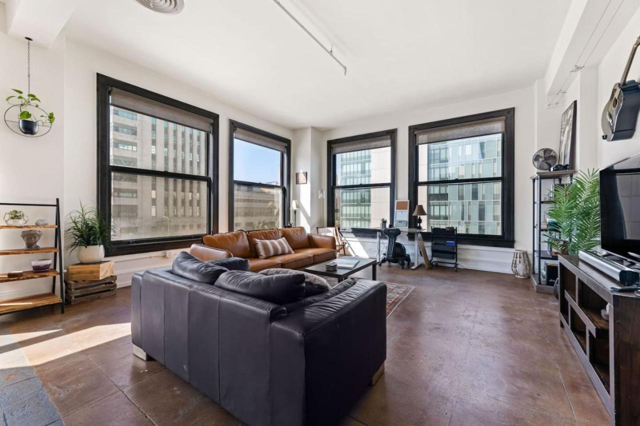 Apartment Skyline View Loft W Kitchen Dtla Exclusively Month